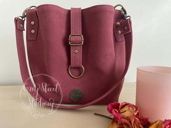 The Hinterland Handbag PDF Pattern with Videos