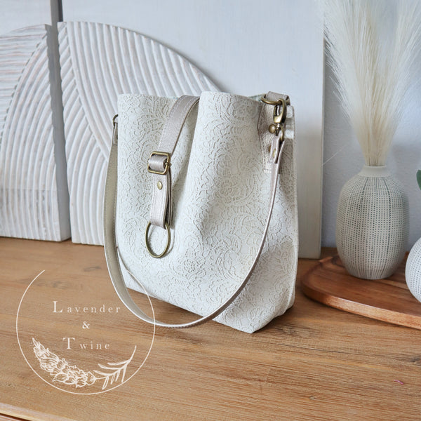 The Hinterland Handbag PDF Pattern with Videos