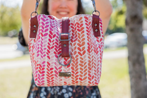 The Hinterland Handbag PDF Pattern with Videos