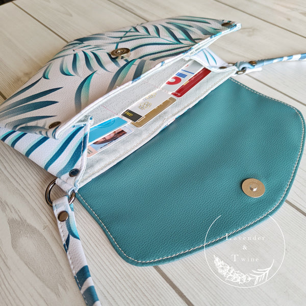 The Skye Crossbody Bag PDF Pattern with Videos