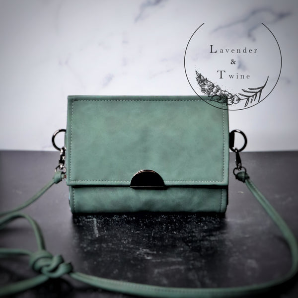 The Janine Clutch PDF Pattern 2022 With Videos