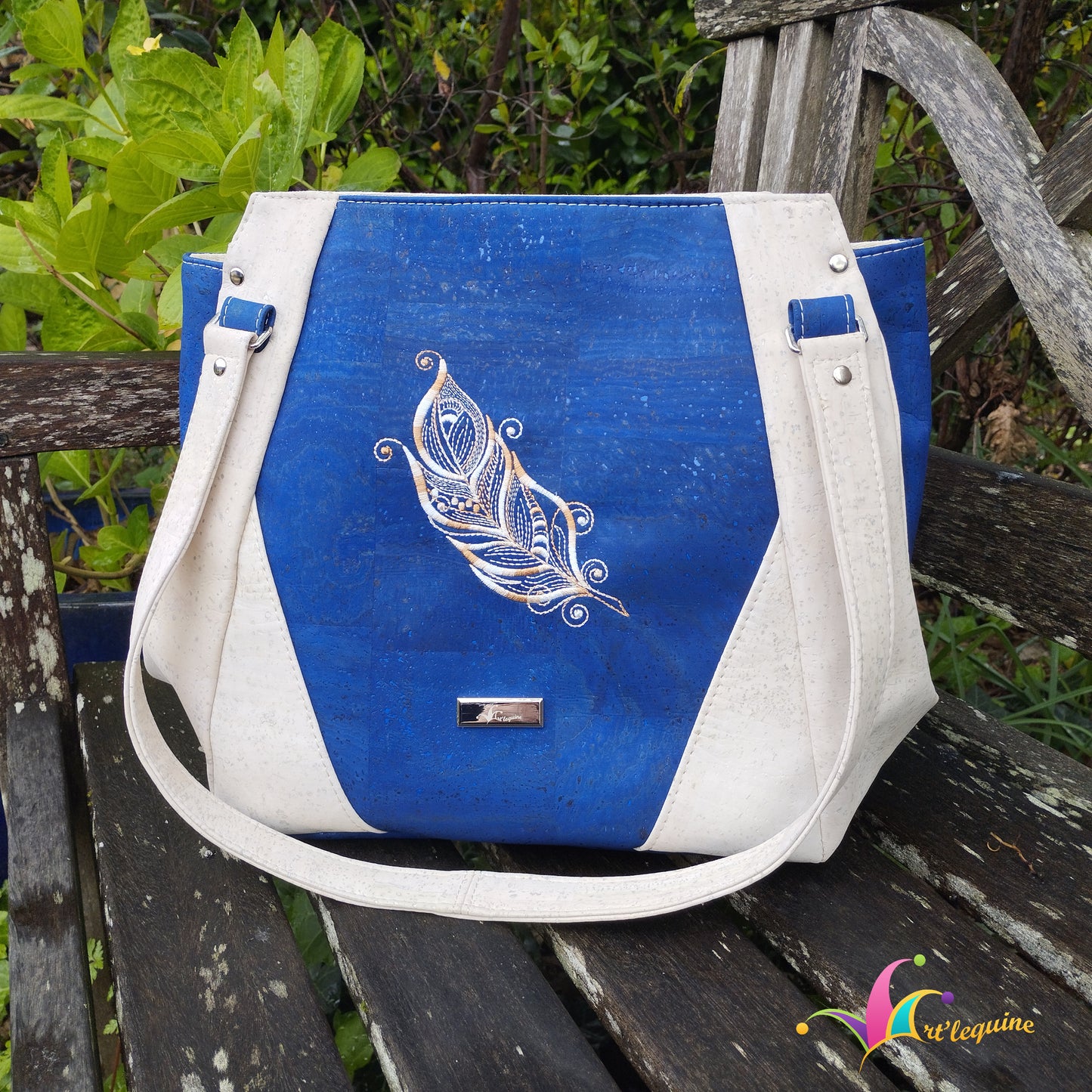 The Samaren Shoulder Bag PDF Pattern with Videos