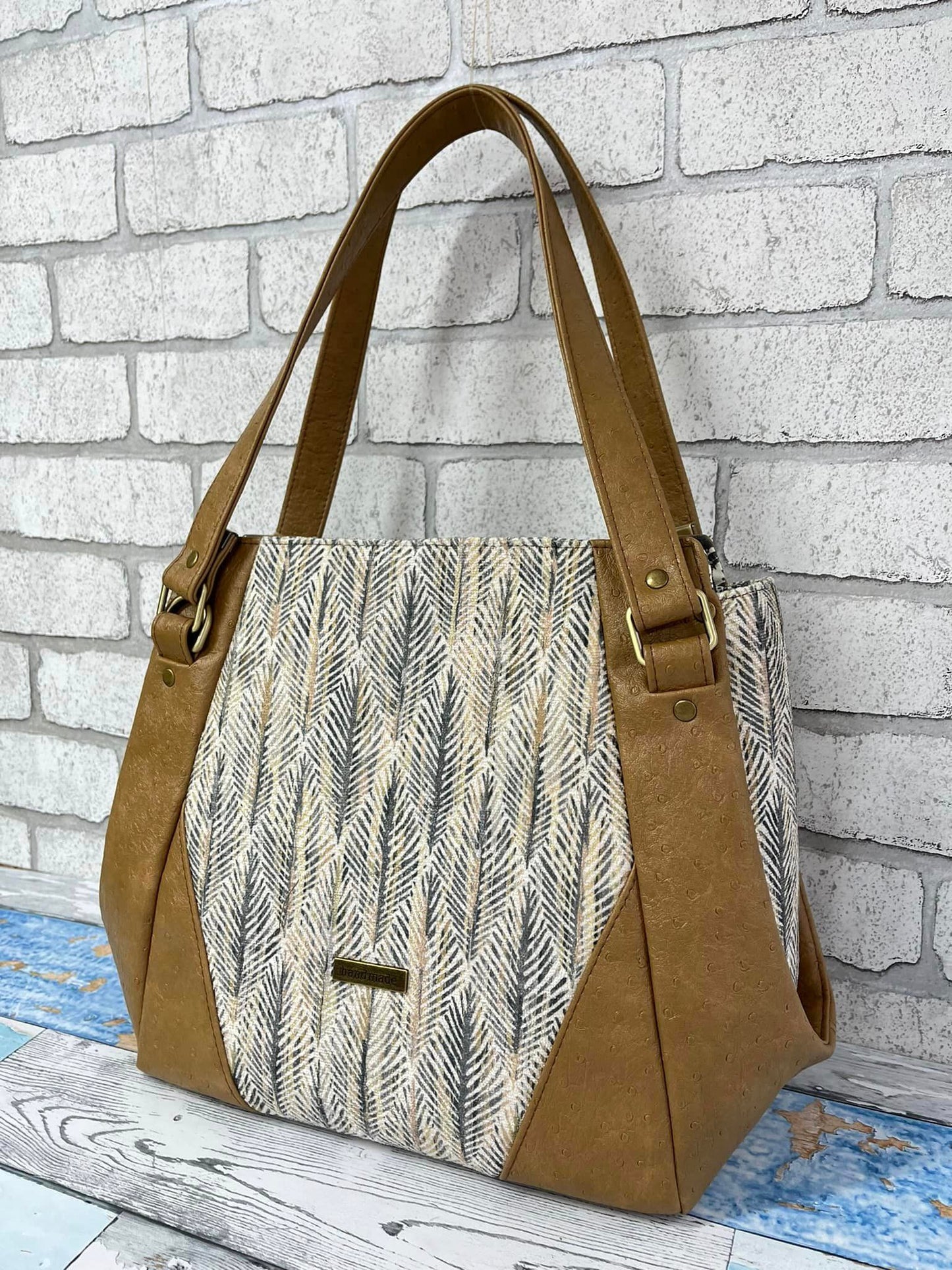 The Samaren Shoulder Bag PDF Pattern with Videos
