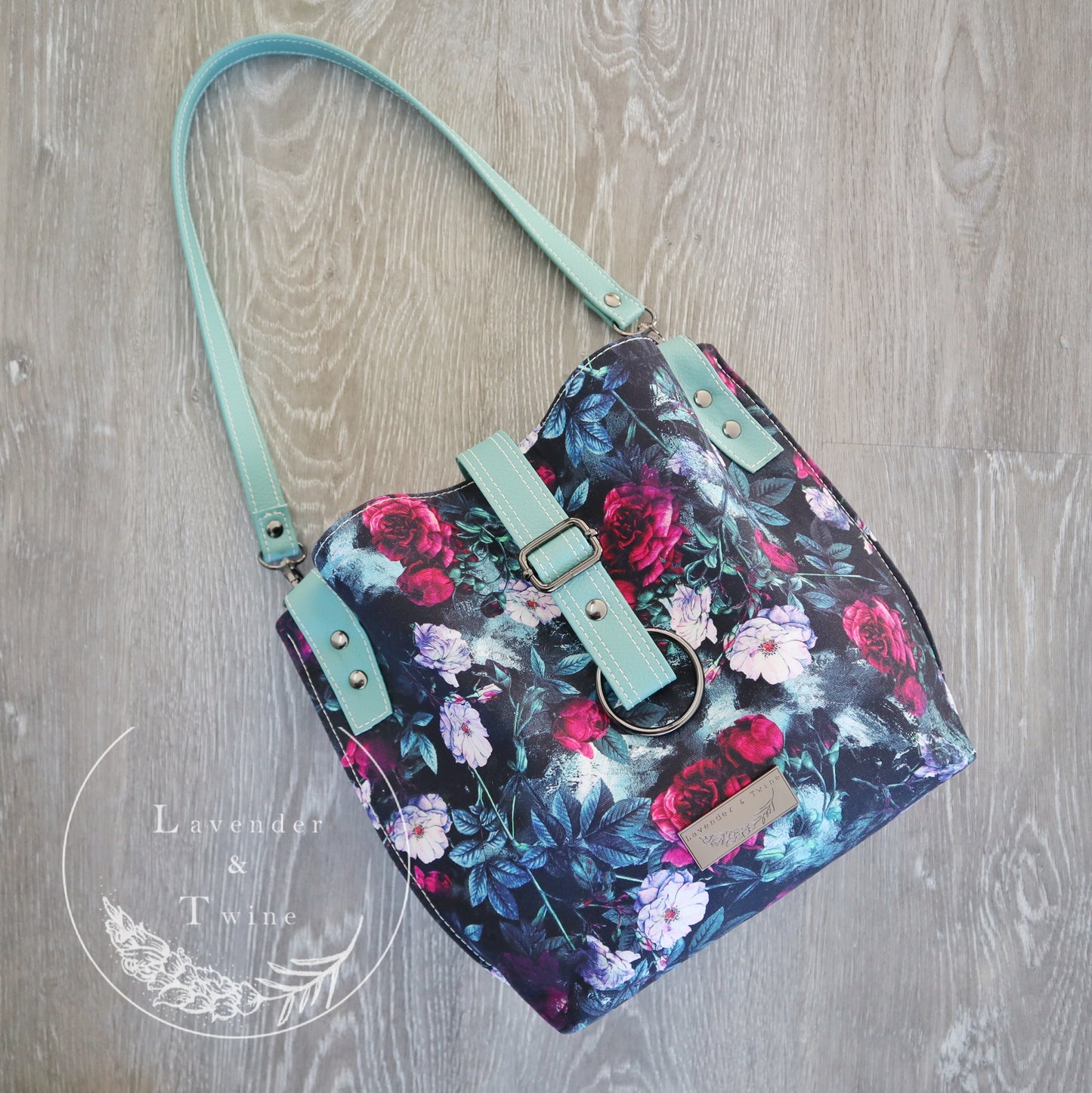 The Hinterland Handbag PDF Pattern with Videos