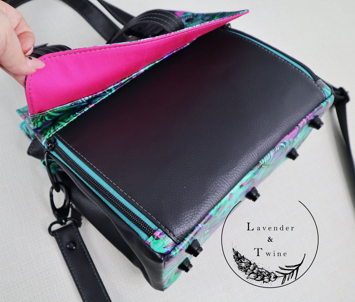 The Vadon Bag PDF Pattern with Videos