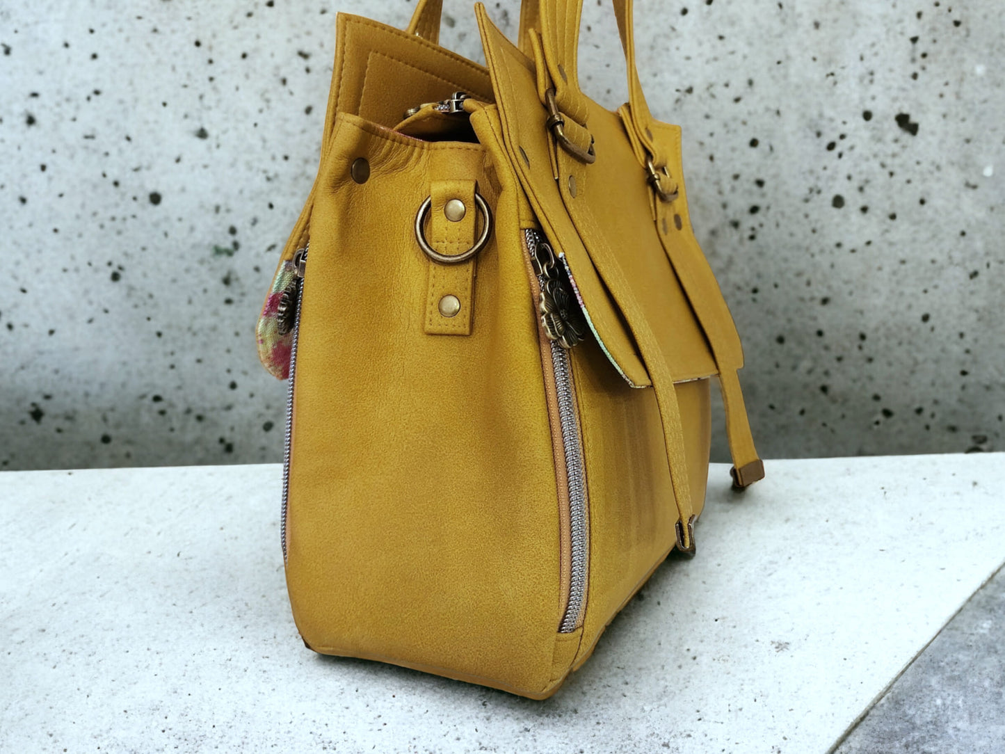 The Vadon Bag PDF Pattern with Videos