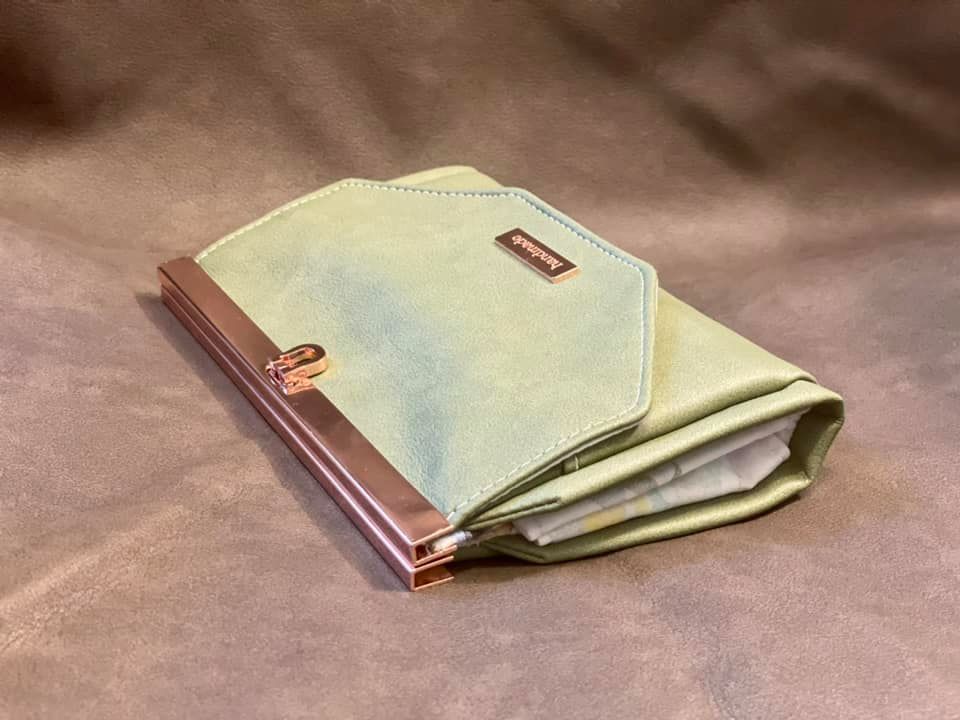 The Zephyr Wallet PDF Pattern with Videos
