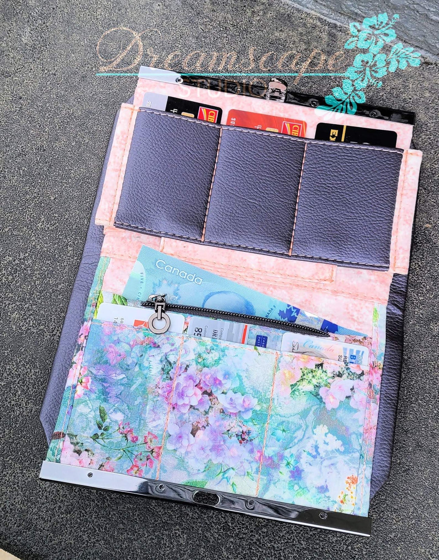 The Zephyr Wallet PDF Pattern with Videos
