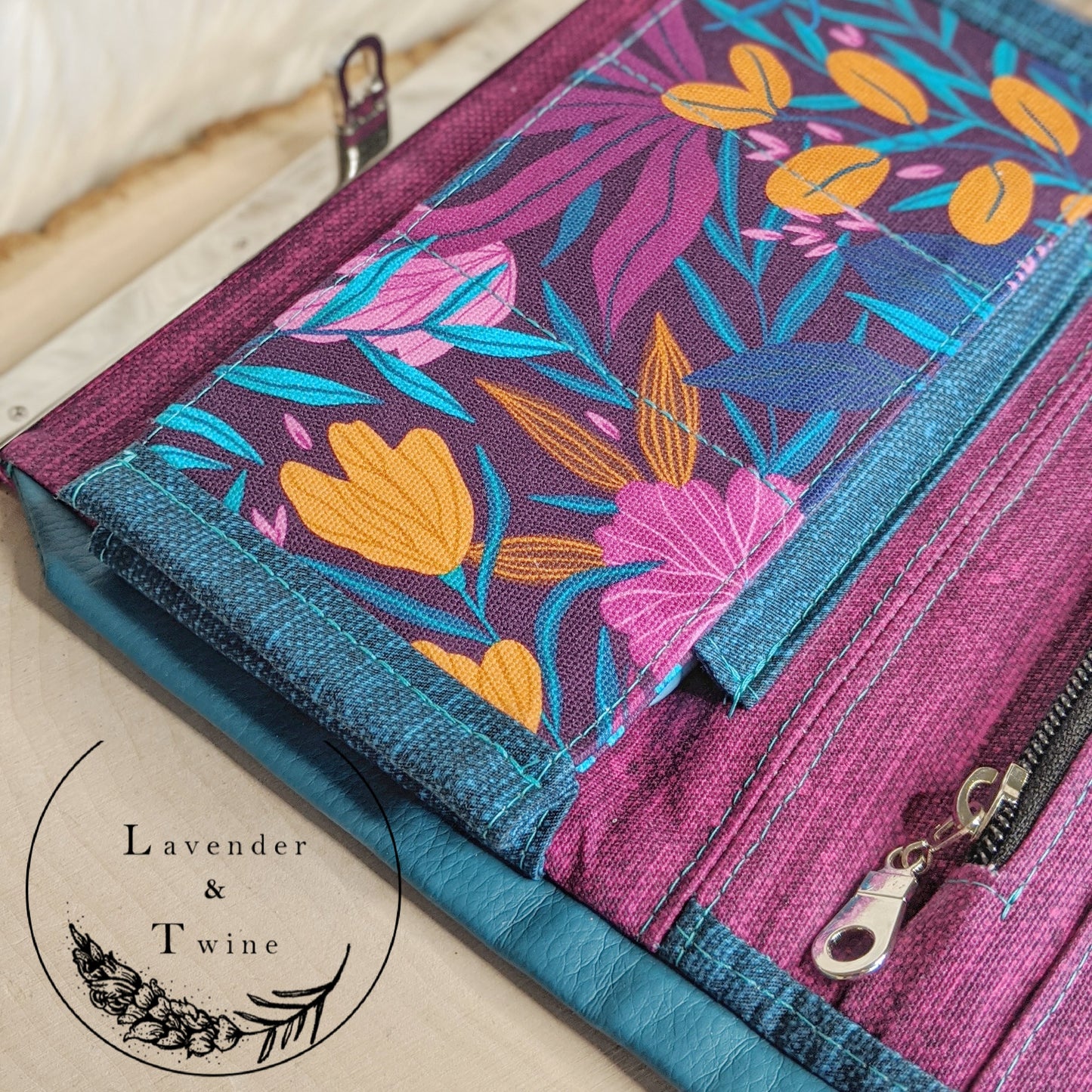 The Zephyr Wallet PDF Pattern with Videos