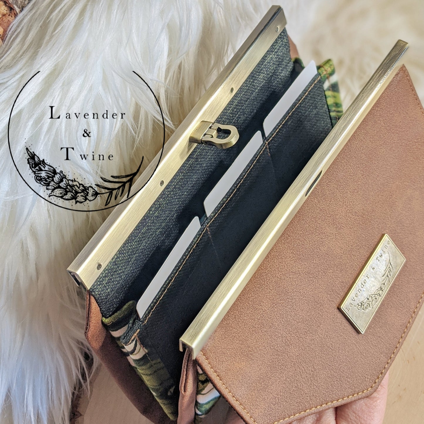 The Zephyr Wallet PDF Pattern with Videos